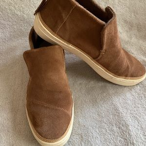 Tom’s Booties - women’s 10M